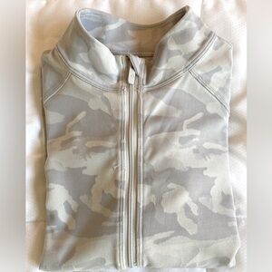 Lululemon Women’s Camo Define Nulu Fabric Half Zip-Up Size Small